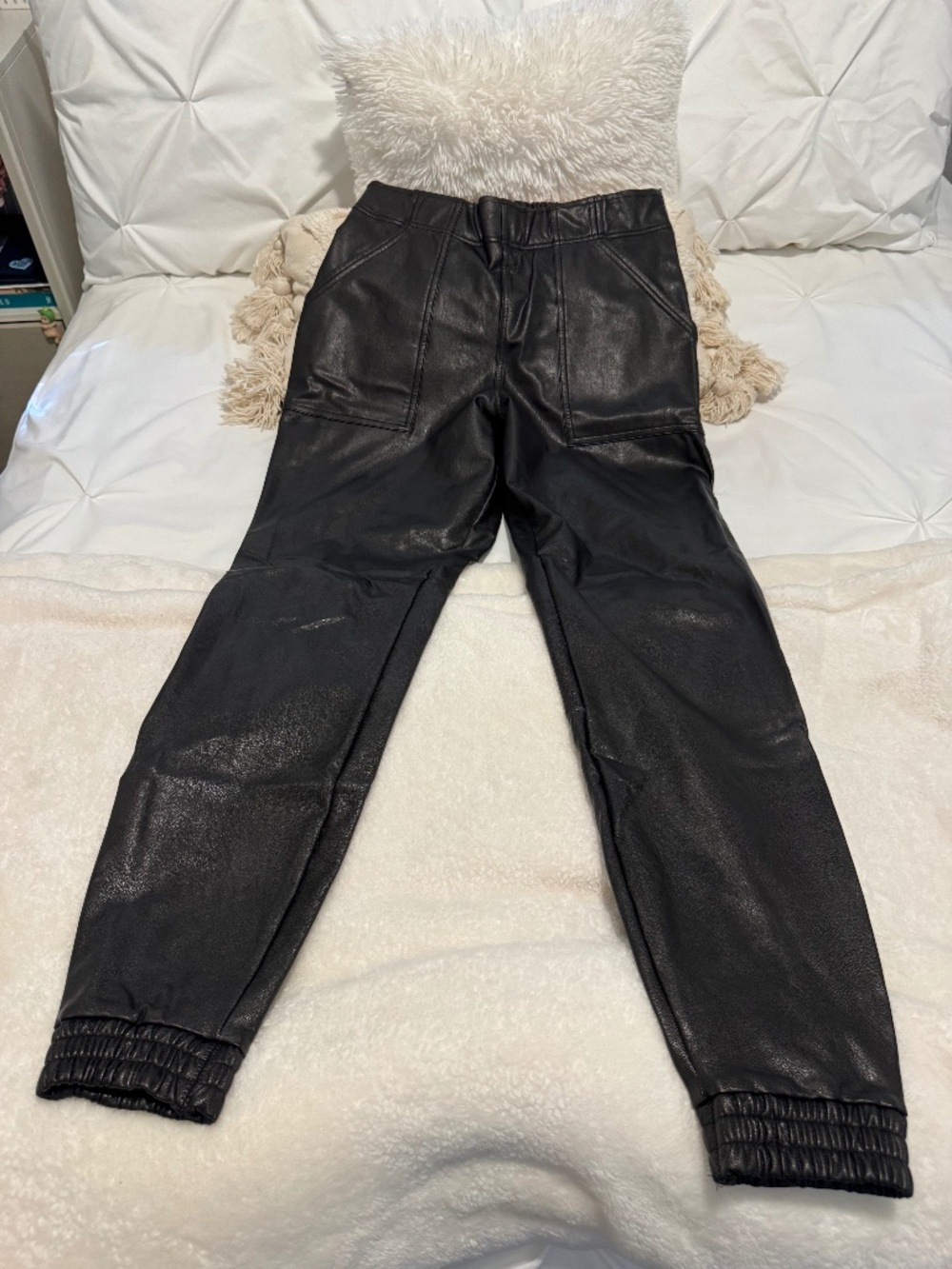 Spanx Faux Leather Jogger Pants Black Medium M Shaping Waistband